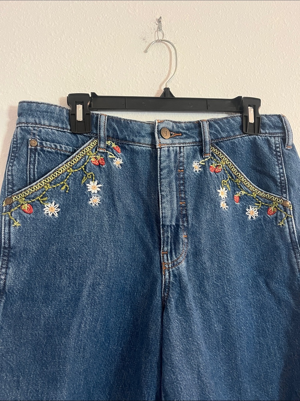 ANTHROPOLOGE Pilcro High-Waist Embroidered Denim Bermuda Shorts - Picture 3 of 5